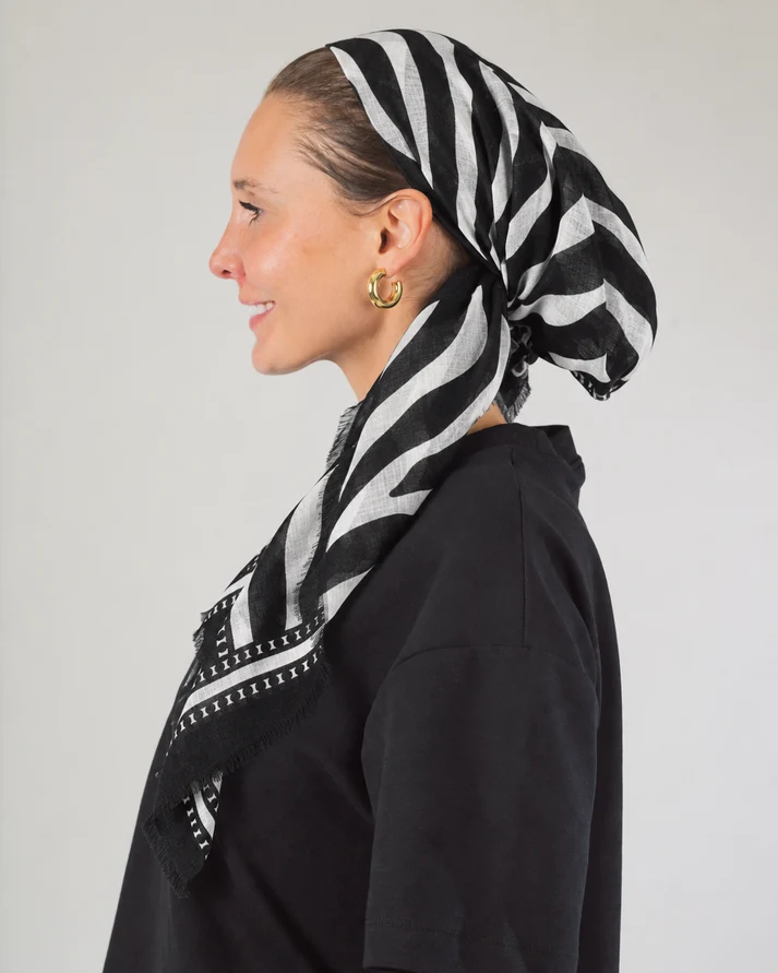 Zebra Chic Pre-tied